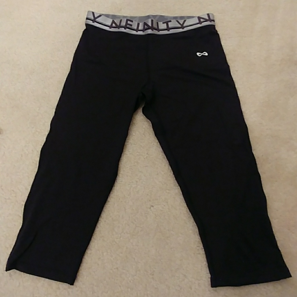 NFinity workout capris, NWOT